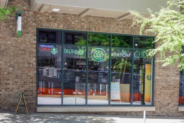 kratom delta 8