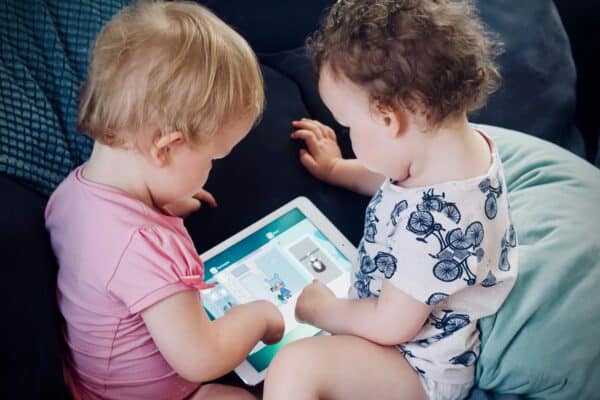 infants screentime