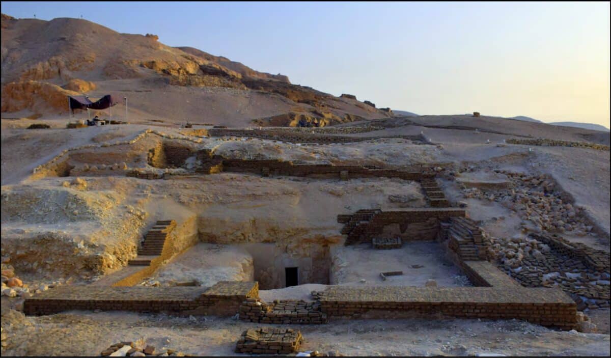 Archaeothanatology TT 209