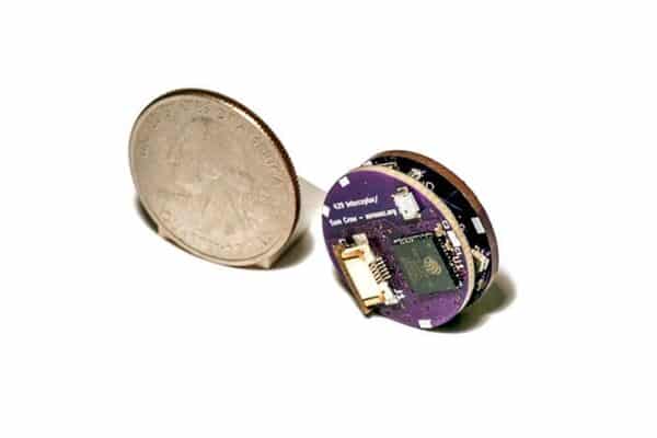 Pic of a small hardware device, which acts as a third-party entity that takes over two key computers on a 737 aircraft.