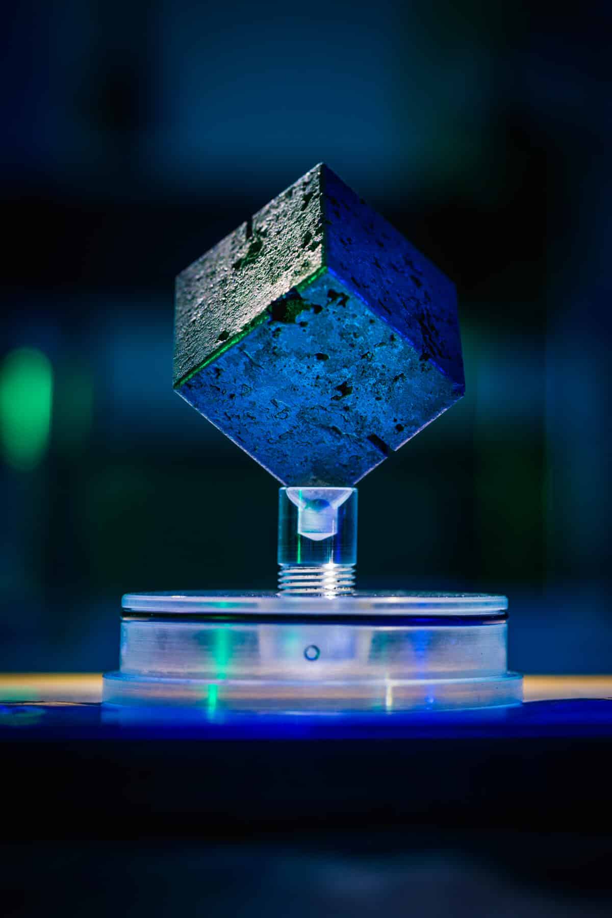 UraniumCube_03112019_6646