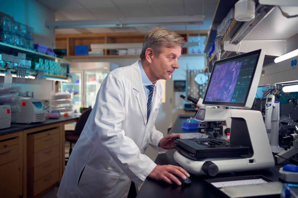 Dr. Van Der Brink, Beckman, City of Hope, 5th Floor, Microbiome Lab, Hope Plaza